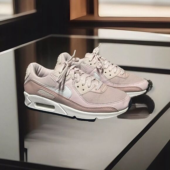 Nike Air Max 90 DH8010-600 Pink Women's Sneakers Size 6.5M - Picture 1 of 16